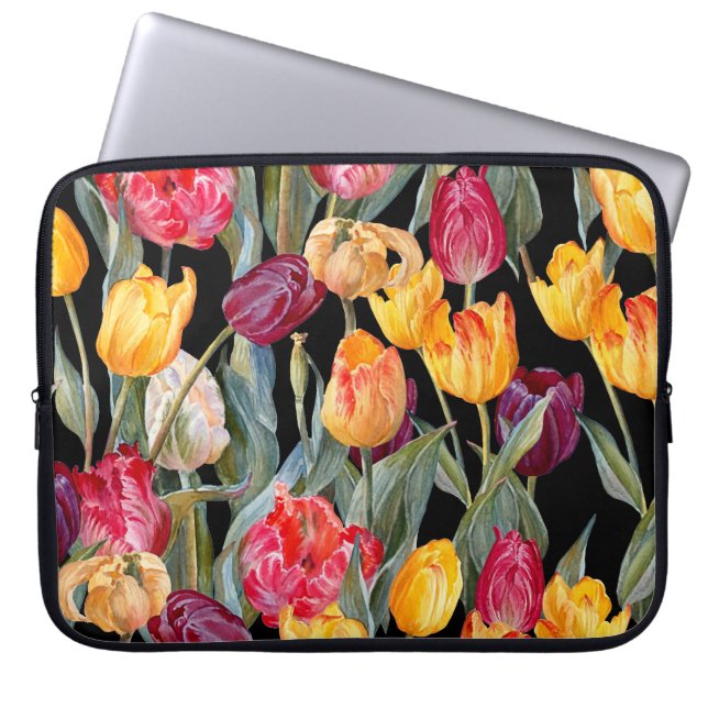 Capa Para Notebook Tulipas coloridas, fundo preto isolado. (Frente)