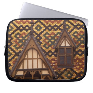 Capa Para Notebook UE, França, Borgonha, Cote d'Or, Beaune. Telhado