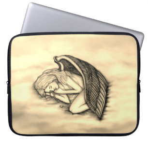 Capa Para Notebook Um anjo adormecido nas nuvens do céu