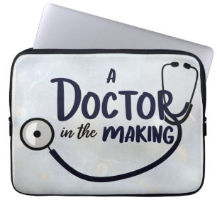 Capa Para Notebook Um médico em formação