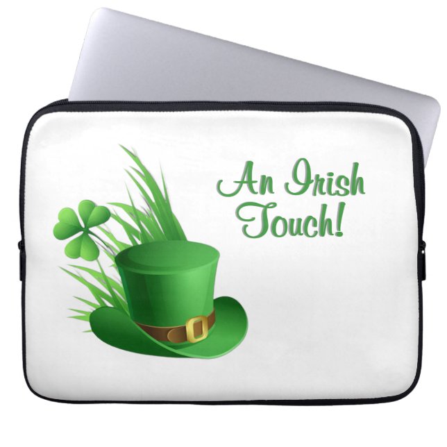 Capa Para Notebook Um Toque Irlandês Chapéu de Leprechaun em Grama Tr (Frente)