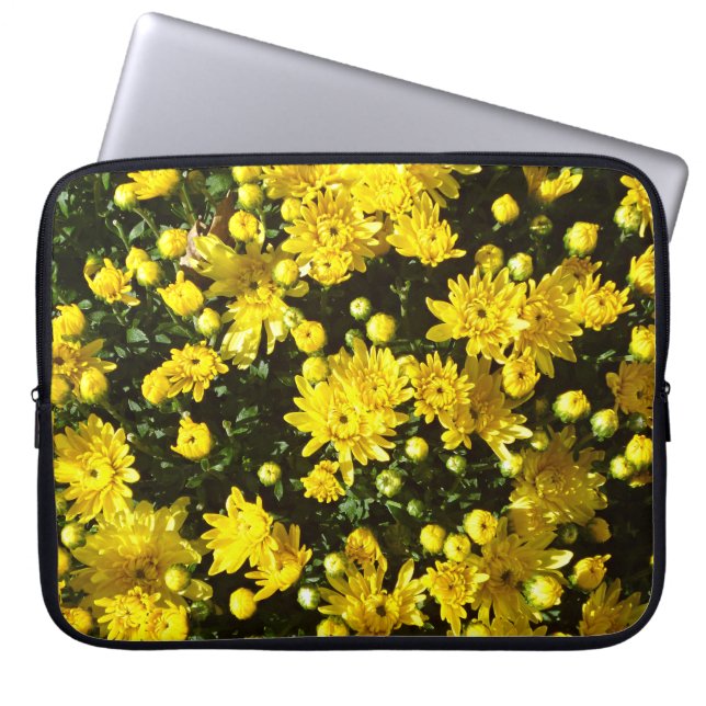 Capa Para Notebook Uma multidão de Mães amarelas (Frente)