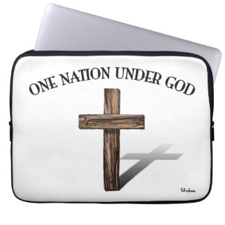 Capa Para Notebook Uma Nação Sob Deus com cruz robusta