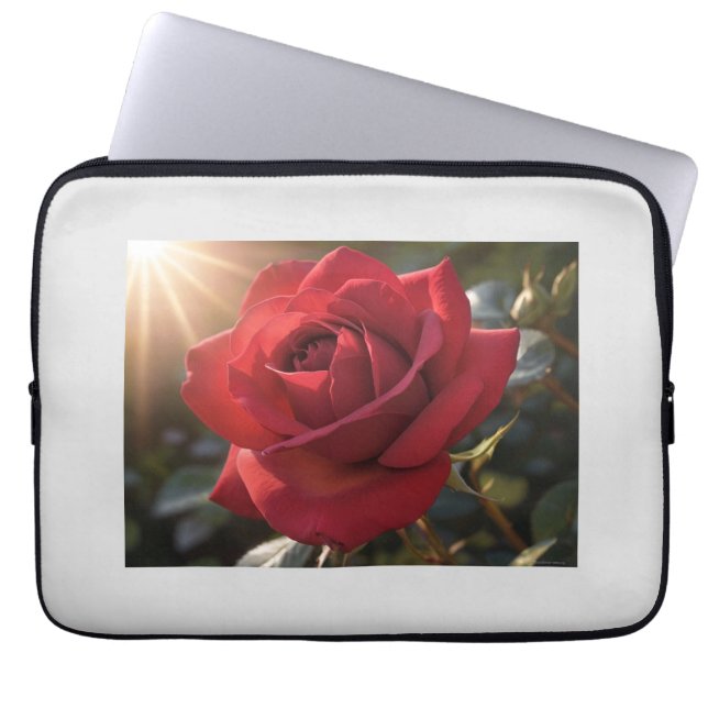 Capa Para Notebook Uma vibrante rosa vermelha simbolizando amor  (Frente)