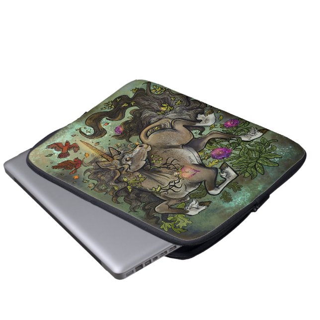 Capa Para Notebook Unicórnio de Coração Selvagem (Frente Inferior)