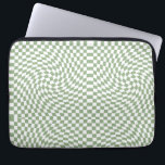 Capa Para Notebook Verificações Verdes do Sage Vermelhos Retro-Advert<br><div class="desc">O verso distorcido verifica o design de tabuleiro de xadrez,  em uma combinação de cores verde e branco Sage. O tabuleiro retrovisor gemeu anos setenta psicodélicos,  decoração moderna de design,  dormitório,  produtos de escritório e escolar e presentes retro-vermelhos.</div>