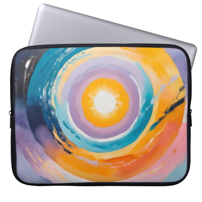 Capa Para Notebook Vórtex Cósmico: Embraço Solar (Frente)