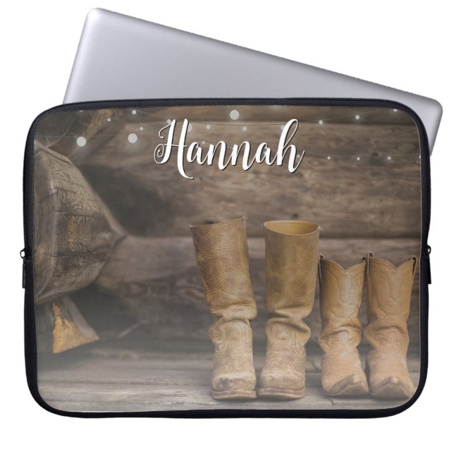 Capa Para Notebook West Cowboy Boots Russo Barn Monograma (Frente)
