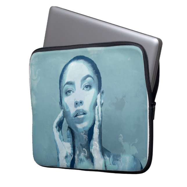 Capa Para Notebook "Woman in Blue" (Frente Esquerda)