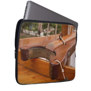 Capa Para Notebook Wooden Sailboat Boom w Yoke
