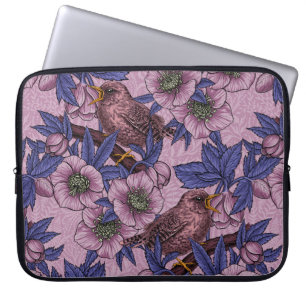 Capa Para Notebook Wren e hellebore, rosa e violeta