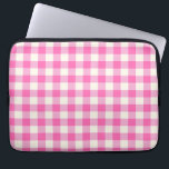 Capa Para Notebook Xadrez de Cottagecore Rosa Gingham<br><div class="desc">Moderna tendência de piquenique primavera,  com padrão de tartan de xadrez gingham em cores rosa-quente e branco.</div>