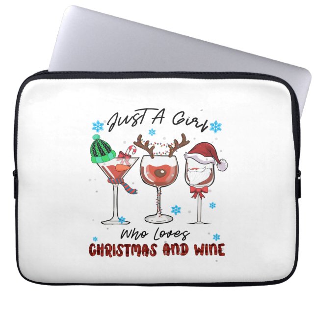 Capa Para Notebook Xmas Deu Apenas Uma Menina Que Ama Natal E Vinho (Frente)