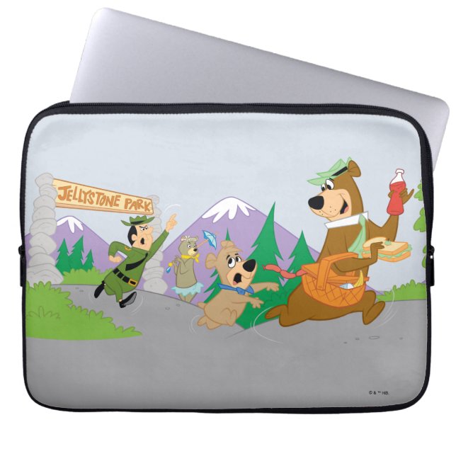 Capa Para Notebook Yogi Bear's Excelente Picnic Basket Escape (Frente)