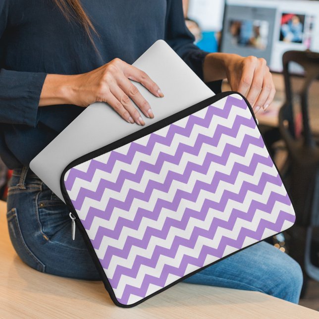Capa Para Notebook Zigzag Roxo, Chevron Roxo, Padrão Geométrico (Criador carregado)