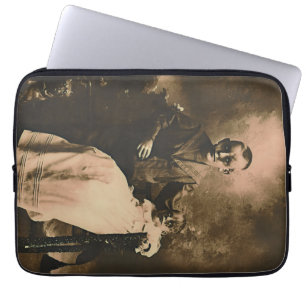 Capa Para Notebook Zombie Siblings
