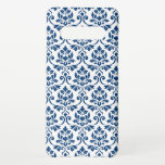 Capa Para Samsung Galaxy Cor damasco de Feuille Azul Escuro em Branco<br><div class="desc">Design de padrão de superfície de damasco decorativo com detalhes azul-escuro sobre um fundo branco.</div>