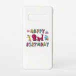 Capa Para Samsung Galaxy Feliz segundo aniversário. 2 anos por dia.<br><div class="desc">Feliz segundo aniversário. Design de aniversário engraçado e fofo com um lindo ursinho de pelúcia segurando um presente e um lápis engraçado escrevendo os desejos de aniversário. Uma combinação perfeita para roupas,  camisas e acessórios.</div>