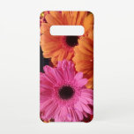 Capa Para Samsung Galaxy Fotografia Floral Moderna Rosa e Geradores Laranja<br><div class="desc">Energia mais rápida! Fotografia de flores laranja e rosa, fotografia floral dramática. Gerbera ou margarida com cor intensa saturada de laranja e rosa. Vibrante e brilhante. Recorda o verão sessenta do amor pelas cores do poder das flores. Para qualquer telefone da Samsung!</div>