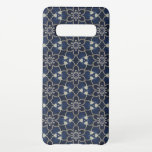 Capa Para Samsung Galaxy Padrão das flores azuis da meia-noite<br><div class="desc">Padrão de flores azuis da meia-noite,  uma sombra azul vibrante com um delicado toque de ouro pálido.</div>