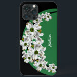 Capas de iphone personalizada do Flor de Dogwood<br><div class="desc">Vestir seu iPhone com esta adorável capa de telefone que apresenta bonito flores de madeira de cachorro com aparas verdes e pretas. Você irá personalizá-lo com seu nome,  antes de colocá-lo no seu carrinho de compro.</div>