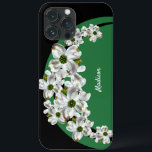 Capas de iphone personalizada do Flor de Dogwood<br><div class="desc">Vestir seu iPhone com esta adorável capa de telefone que apresenta bonito flores de madeira de cachorro com aparas verdes e pretas. Você irá personalizá-lo com seu nome, antes de colocá-lo no seu carrinho de compro.</div>