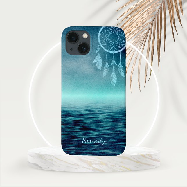 Captura de Sonhos Azuis do Céu com Fundo do Oceano (Sky Blue Dream Catcher with Teal Ocean Background and Custom Text Line Phone Case)