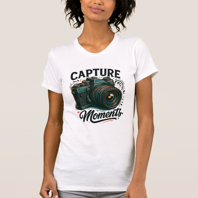 Capture Moments Retro Camera Art T-Shirt (Frente)