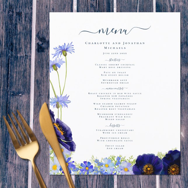 Cardápio de Casamento Boho com Flores Azuis Modern (Wildflower watercolor blue personalized wedding menu original artwork by artist Catherine Sweetman)