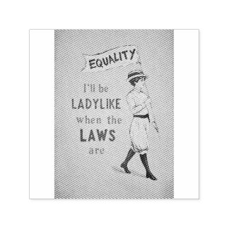 Carimbo Auto Entintado Cartaz Vintage Igualdade | Feminismo Suffragette