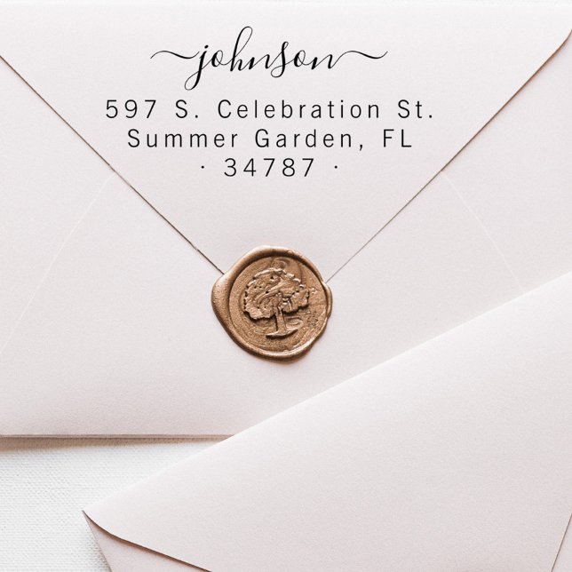 Carimbo Auto Entintado Endereço de Devolução do Nome da Família de Script (Modern Elegant Script Family Name Wedding Rubber Stamp)