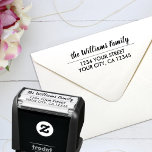 Carimbo Auto Entintado Endereço de devolução do nome da família personali<br><div class="desc">Personalize este design e crie o Carimbo de Endereço de Devolução de Nome da Família personalizado. Você pode TRANSFERIR este DESIGN em outros produtos do Zazzle e ajustá-lo ao ajustado da maioria dos itens do Zazzle. Você também pode clicar no botão PERSONALIZAR para adicionar, excluir ou alterar detalhes como cor...</div>