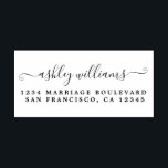 Carimbo Auto Entintado Endereço do Nome da Caligrafia de Script Elegante<br><div class="desc">Chic, o nome simples moderno retorna o endereço de autoimpressão com seu nome em elegante caligrafia manuscrita e tipografia moderna. Basta adicionar seu nome e endereço a todos os envelopes de convite. Desenvolvido exclusivamente para você pelo Happy Dolphin Studio. Se precisar de ajuda ou produtos correspondentes, entre em contato conosco...</div>