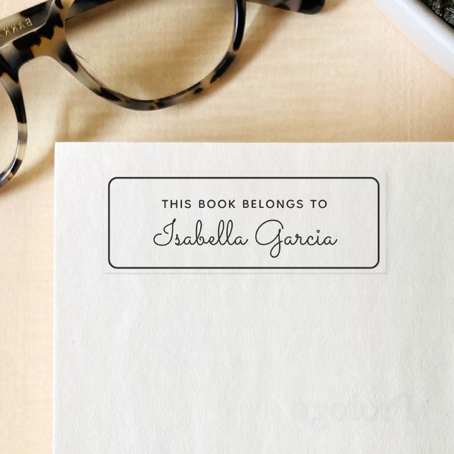 Carimbo Auto Entintado Livro Personalizado Pertence A Script Moderno (Modern Stylish and simple This Book Belongs To stamp, with a beautiful script typography.)