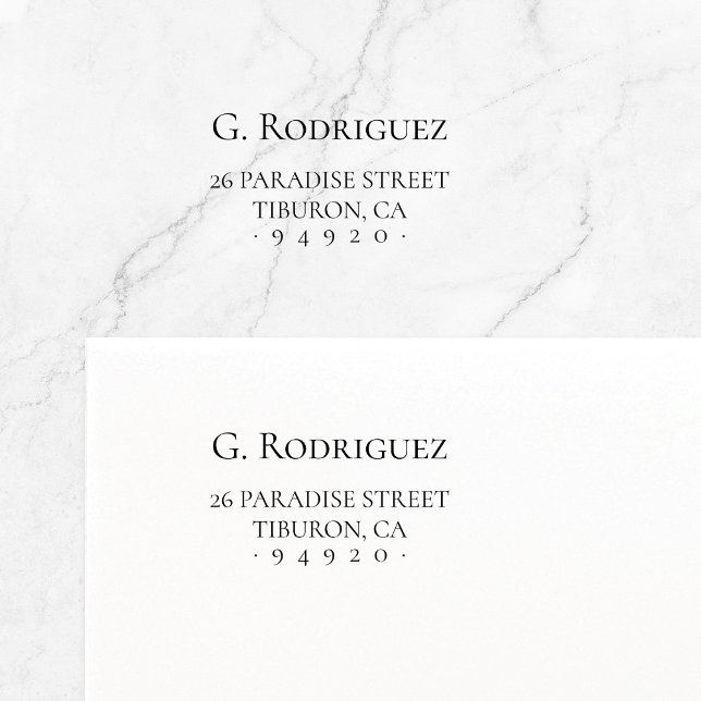 Carimbo Auto Entintado Pura Elegância Moderna. Typo mínimo. Endereço 05a. (Classic, elegant typography return address self-inking stamp featuring custom name and address.)