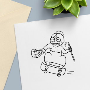 Carimbo Auto Entintado Senhora Velha com uma Canela em um skate