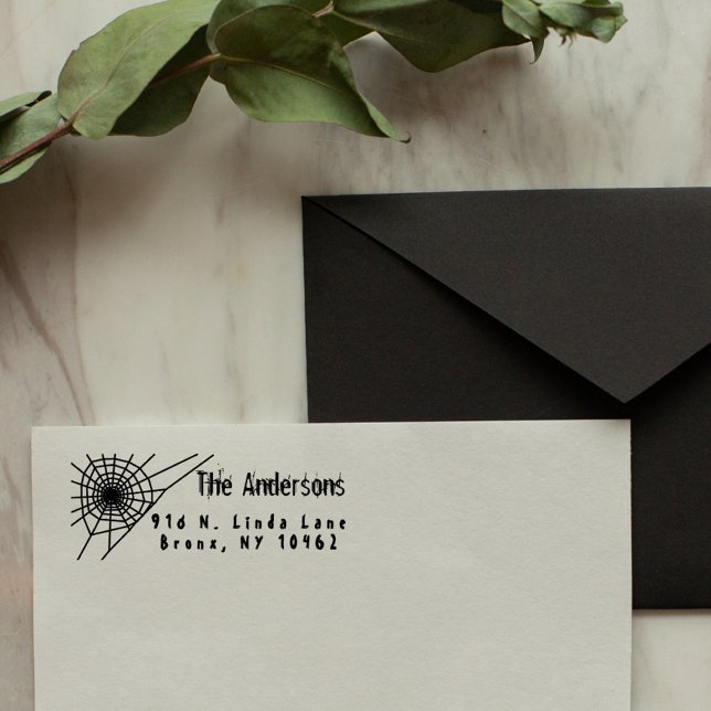 Carimbo De Borracha Endereço de devolução da família Web Creepy Spider (Creepy Spider Web Family Return Address Rubber Stamp)