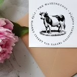 Carimbo De Borracha Endereço de devolução do nome da família da Vintag<br><div class="desc">Este belo design de vaca,  ao estilo de vintage,  é rodeado por uma fonte deliberadamente cheia de bonés,  produzindo um estilo antigo clássico.</div>