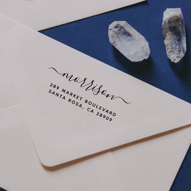 Carimbo De Borracha Nome da família e endereço de devolução escritos m (Criador carregado)