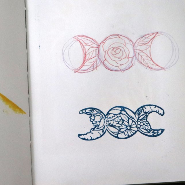 Carimbo De Borracha Símbolo da Tríplice Lua Flor (Criador carregado)