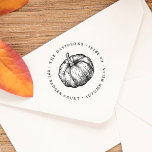 Carimbo De Borracha Vintage Pumpkin Round & Classic Return Address<br><div class="desc">Um carimbo de endereço de retorno rústico e clássico que apresenta uma abóbora desenhada à mão num estilo de esboço com o nome da sua família e endereço residencial na tipografia vintage serif encontrada. Este belo selo de abóbora pode ser usado para uma variedade de propósitos, incluindo cartões de saudação...</div>