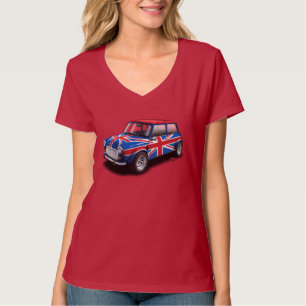 Carro clássico de Union Jack mini no t-shirt do