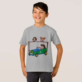 Carros e crianças com T-shirt de menino impressa
