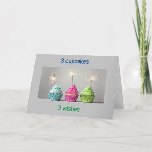 CARTÃO *3 CUPCAKES E 3 CANDELAS E DESEJOS DE ANIVERSÁRIO*
