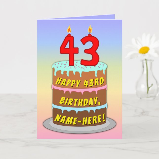 Cartão 43rd Birthday — Fun Cake & Candles, w/ Custom Name (Planta pequena)
