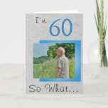 Cartão 60 Então, Que Engraçado Dizer 60º Aniversário da R<br><div class="desc">60 Então, Que Engraçado Dizer "Cartão com fotos de aniversário do 60º aniversário Russo". Um cartão de saudação inspirador para um homem comemorando o 60º aniversário, com um discurso engraçado e motivacional que eu tenho 60 e que é perfeito para uma pessoa com senso de humor. Você pode alterar a...</div>
