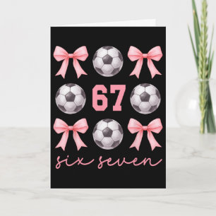 Cartão 67 Meme Mãe de Futebol Irmã Coquette Arcos Rosa Me