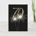 Cartão 70 Birthday Sparkler em preto<br><div class="desc">Espontando faíscas em preto com um conete de ouro para 70 de aniversário.</div>