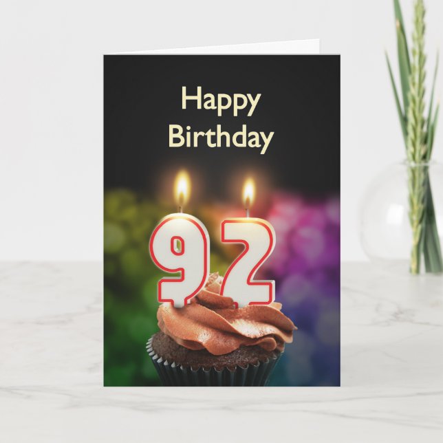 Cartão 92º aniversário com bolo e velas (Frente)