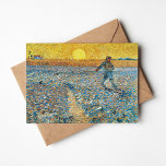 Cartão A Bandeja | Vincent Van Gogh<br><div class="desc">The Sower (1888),  do artista poste-impressionista holandês Vincent Van Gogh. Arte original é um óleo na canvas. A cena da paisagem mostra um fazendeiro em um campo de abstrato com o sol amarelo brilhante no fundo. Use as ferramentas de design para adicionar texto personalizado ou personalizar a imagem.</div>